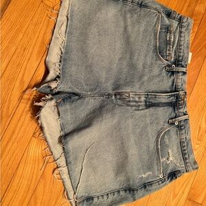 Good American - Denim Frayed Hem Women's Shorts